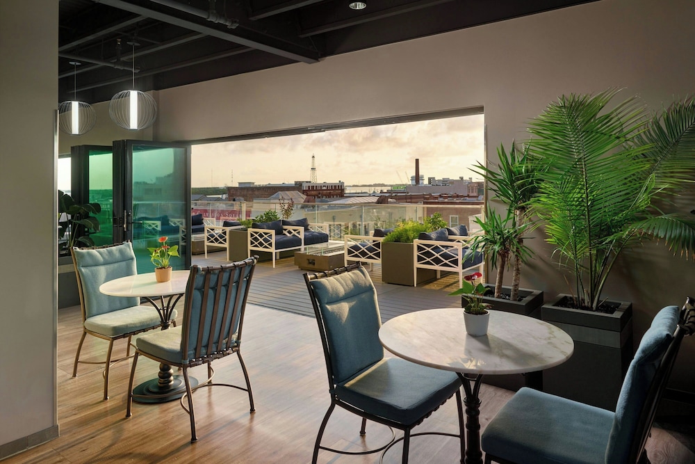 The Tremont House Galveston a Tribute Portfolio Hotel - photo 64