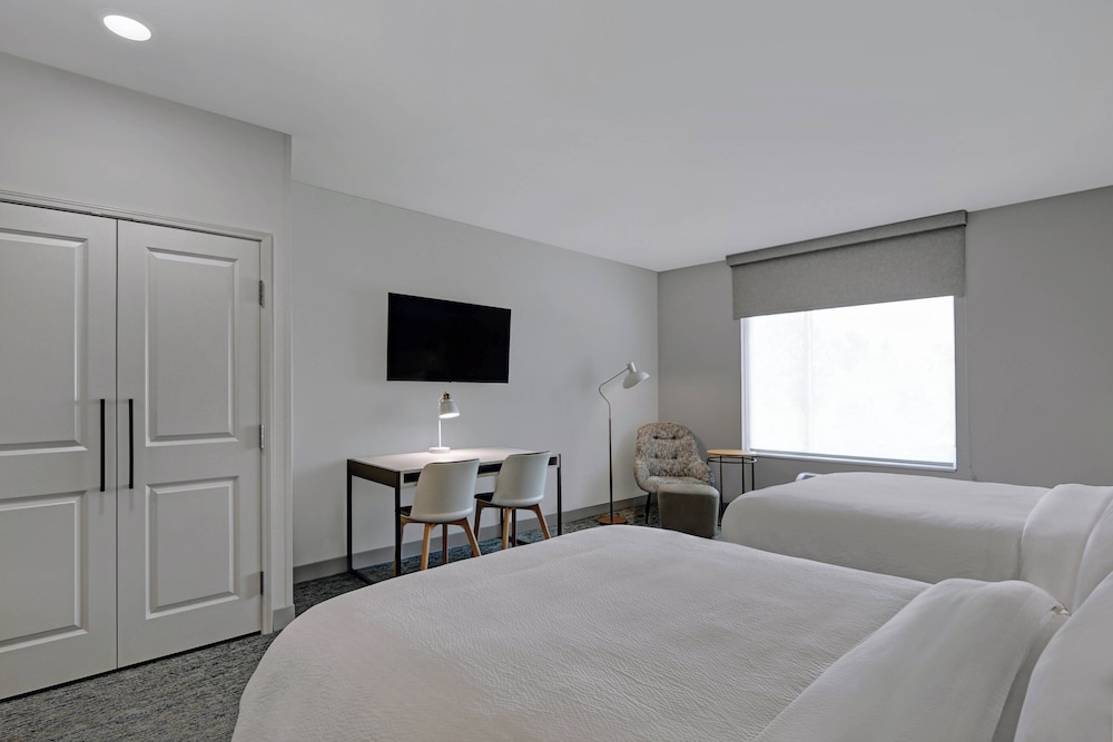 TownePlace Suites by Marriott Sumter - photo 9