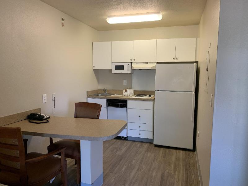 Extended Stay America Suites Kansas City Lenexa 87th St - photo 29