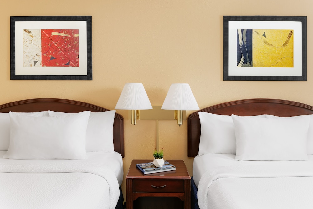 Courtyard Flint by Marriott - photo 12