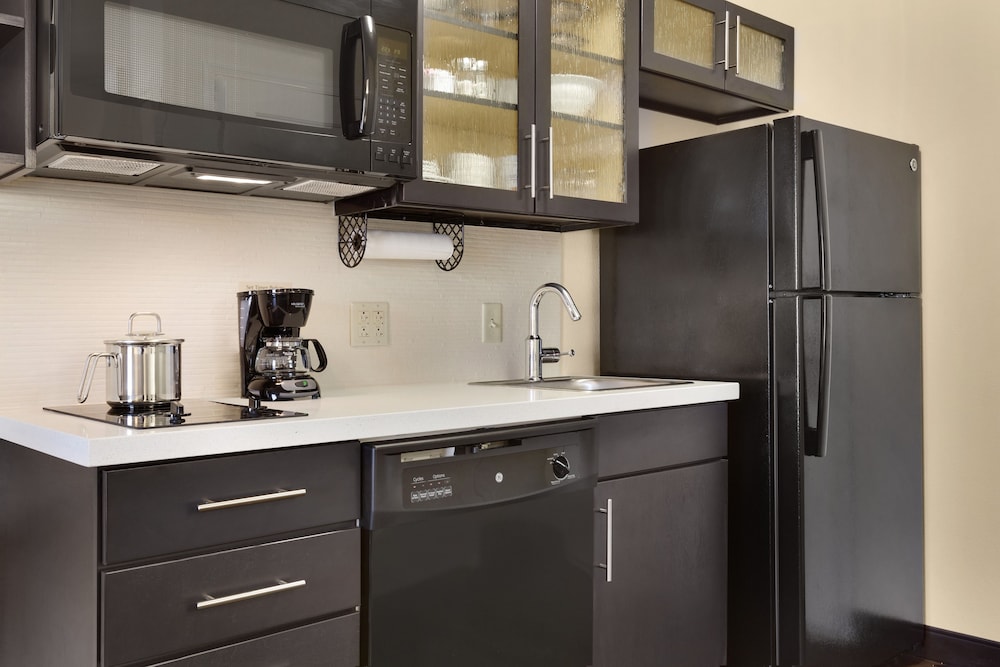 Candlewood Suites Vestal Binghamton by IHG - photo 15