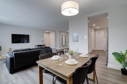 Elegant Apartment with Gym Access at Crystal City — 4-Star Luxury Hotel in Arlington, United States