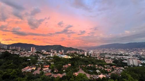 Paraíso en la ciudad — 4-Star Luxury Hotel in Medellin, Colombia