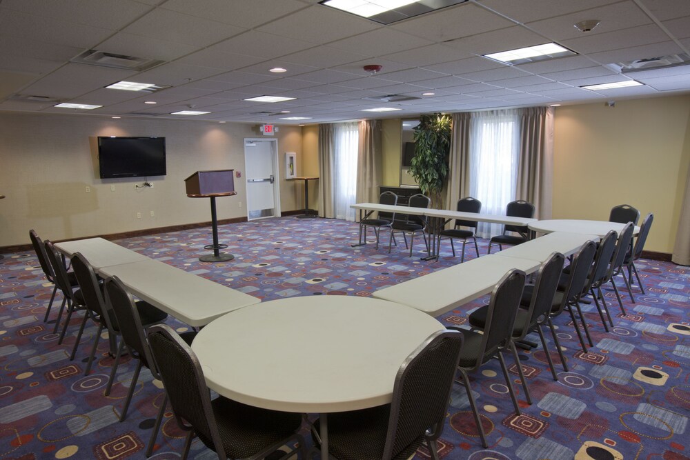 Holiday Inn Express New Albany by IHG - photo 21