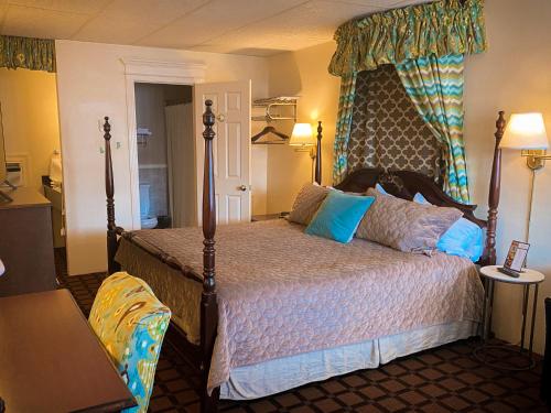 Plaza Motor Motel - photo 12