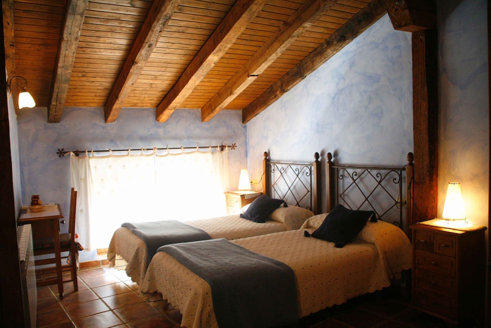 Casa Rural El Encuentro — 4-Star Luxury Hotel in Villalon De Campos, Spain