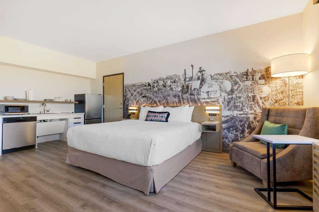 Cambria Hotel El Centro Imperial - photo 31