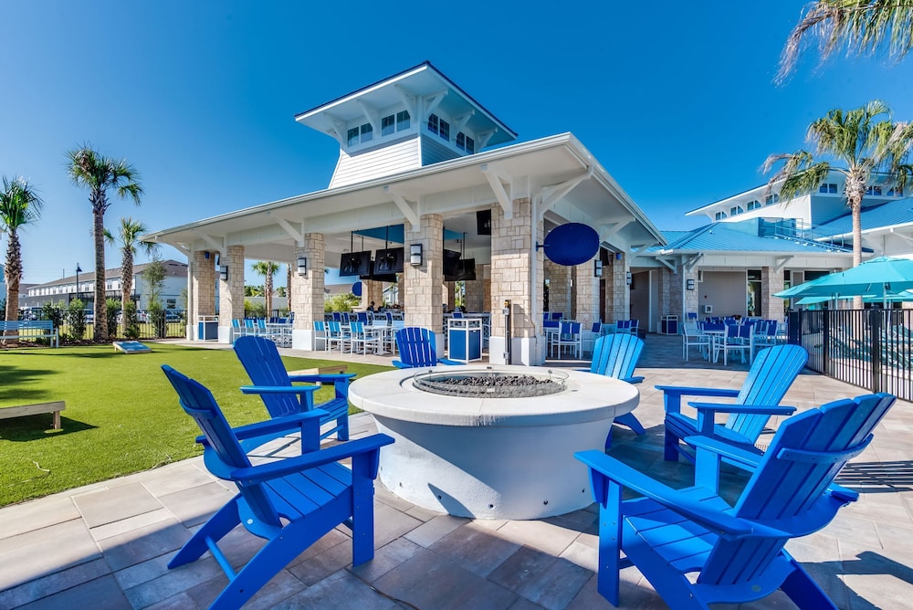 Upstay Windsor Island Resort Home w Pool Spa BBQ - photo 47