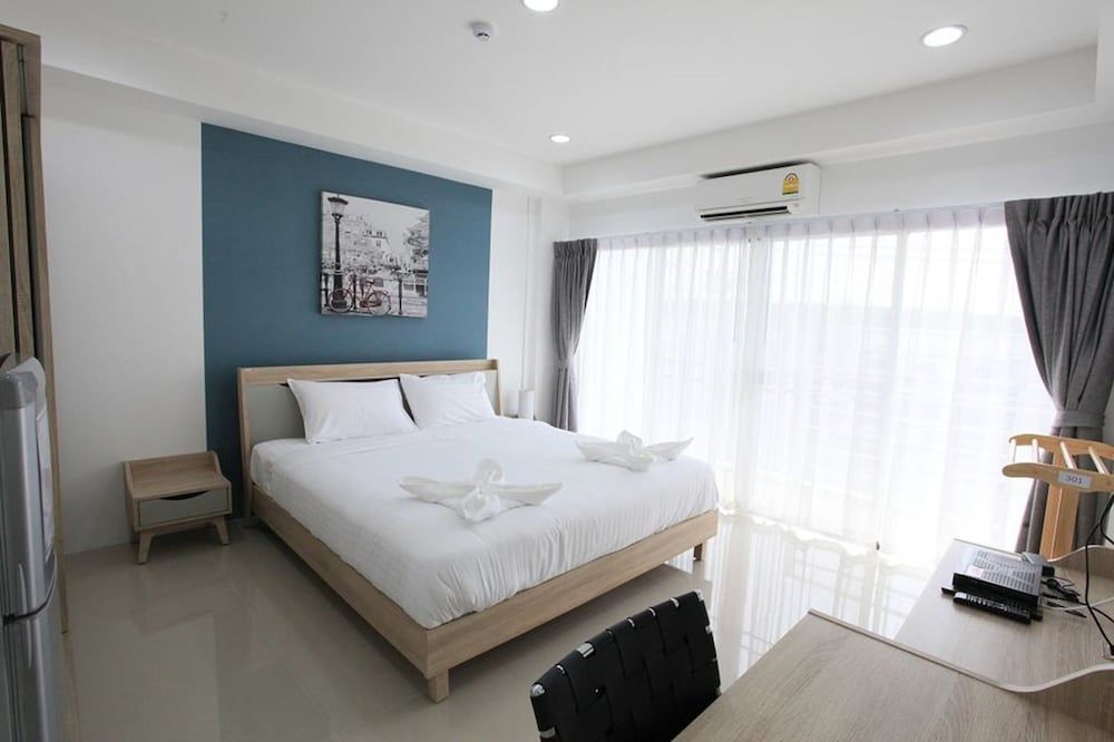 Living by Grace in Thalang, Thailand