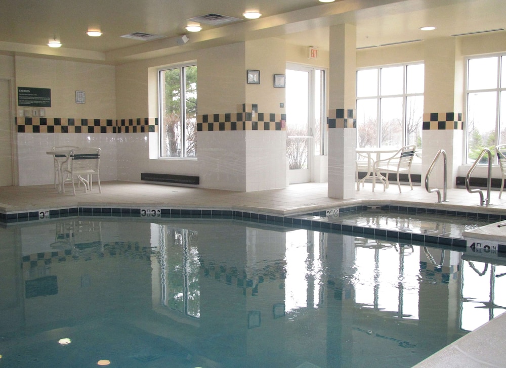 Hilton Garden Inn Addison - photo 28