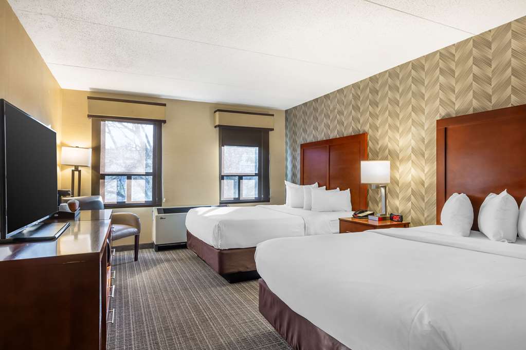 Comfort Inn & Suites Logan International Airport - photo 12