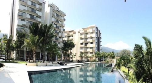 By The Sea Luxury Beachfront Resort 223 — Batu Feringgi — photo 4
