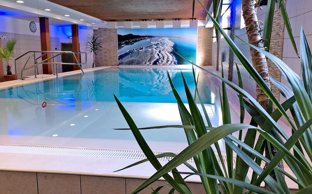 Tomesa Fachklinik und Gesundheitszentrum — hotel in Bad Salzschlirf