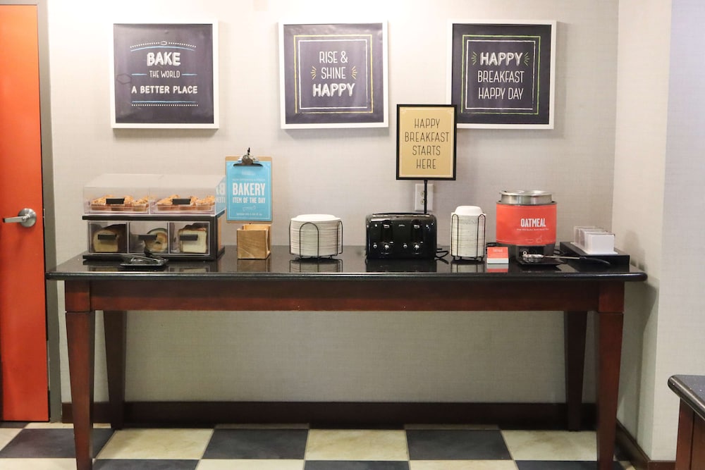 Hampton Inn & Suites Thibodaux - photo 48