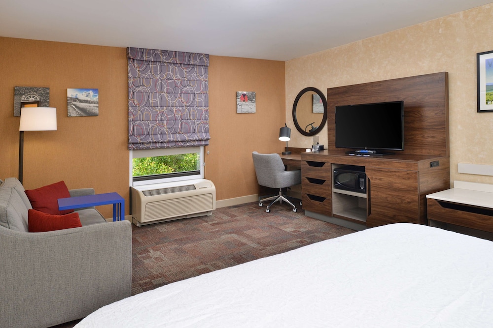 Hampton Inn Wytheville - photo 23