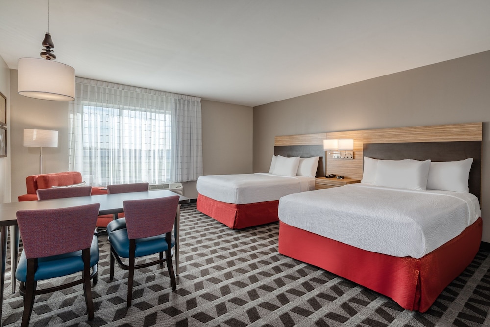 TownePlace Suites by Marriott Indianapolis Airport - photo 9