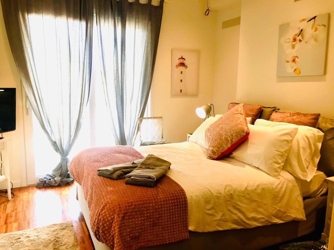 Sweet & cosy room next to the beach in Viareggio, Italy