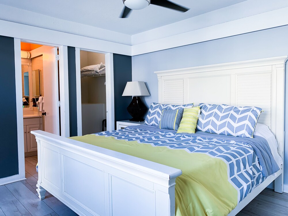 Coral Tides Resort - photo 13
