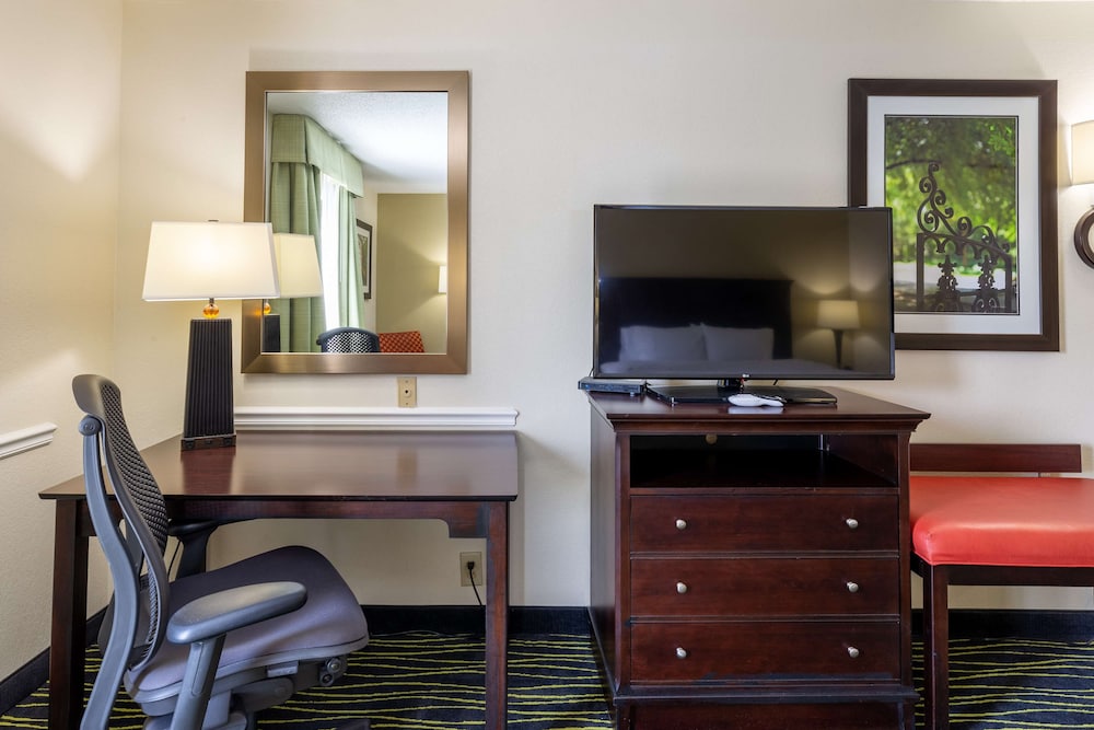 Hampton Inn Columbia I 26 Harbison Blvd. - photo 16
