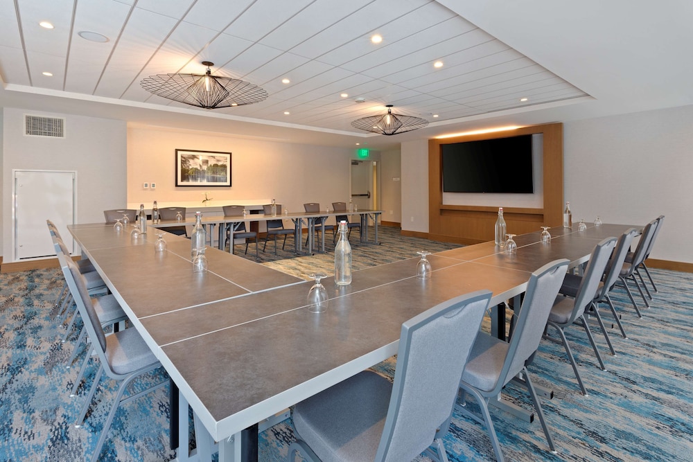 Hilton Garden Inn Boston Brookline MA - photo 38