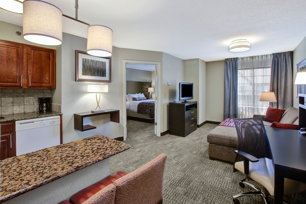 Staybridge Suites Louisville East by IHG - photo 9