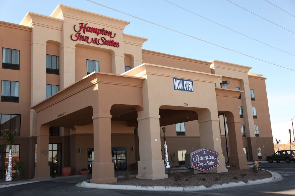 Hampton Inn & Suites Carlsbad - photo 42