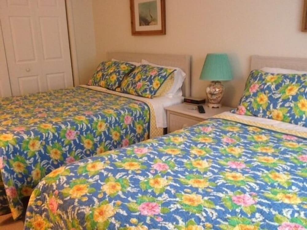 Coconuts Beach Resort - photo 20