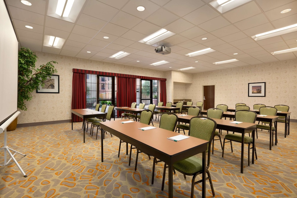 Homewood Suites by Hilton Las Vegas Airport - photo 36