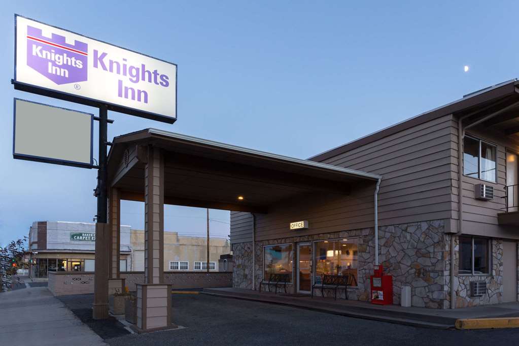 Knights Inn Baker City - featured photo