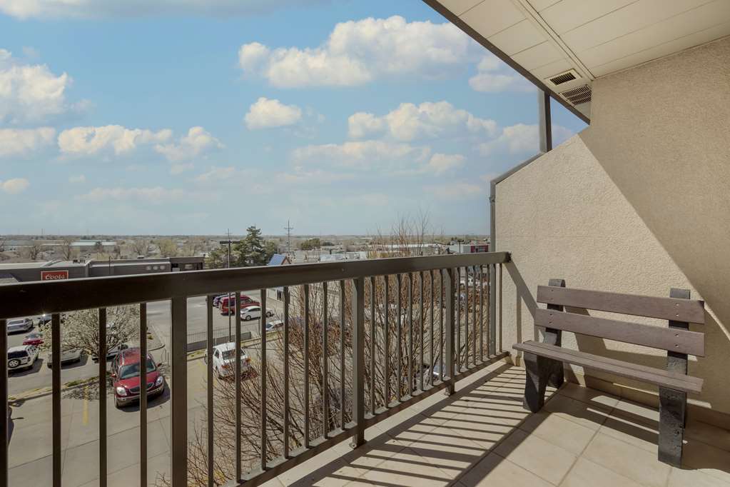 Best Western Plus Country Inn & Suites - photo 30