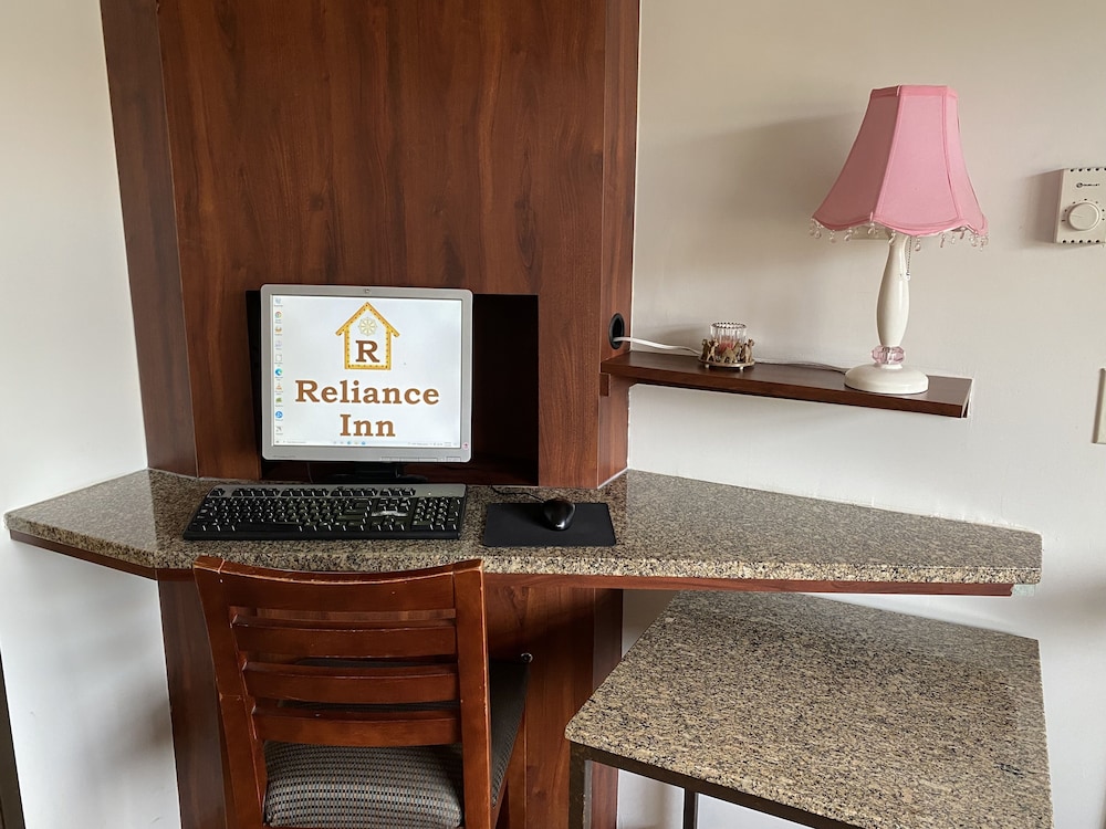 Reliance Inn - photo 30
