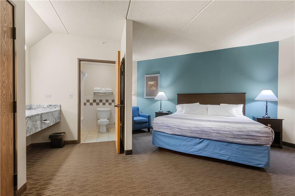 AmericInn by Wyndham Green Bay East - photo 40
