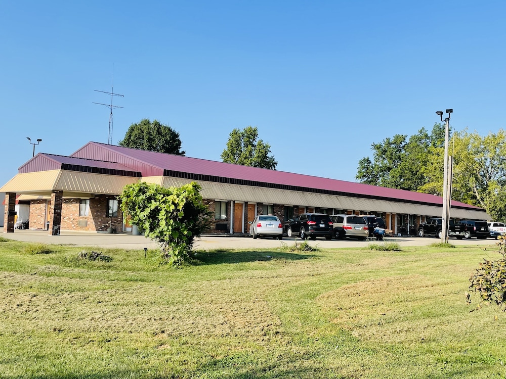 Budget Host Inn Greenup - photo 84