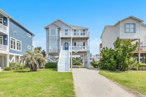 5 Buoys by Oak Island Accommodations - photo 44