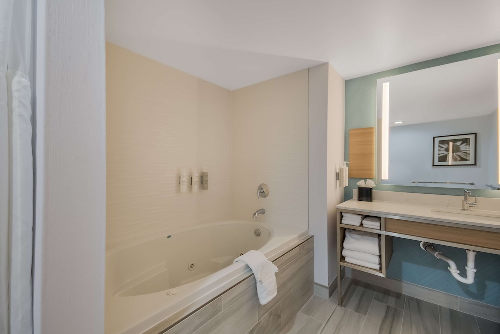 Hilton Garden Inn Oklahoma City Midtown - photo 40