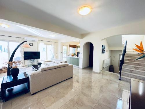Beach Villa Elena