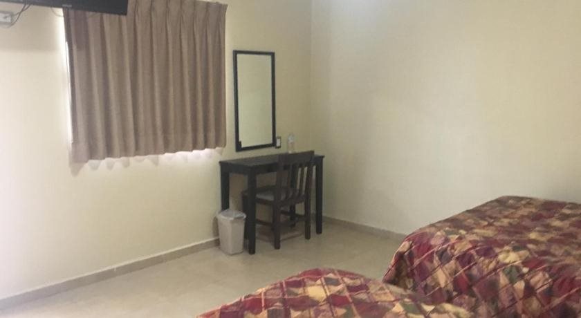 Hotel Flores Hills — Monclova — photo 2