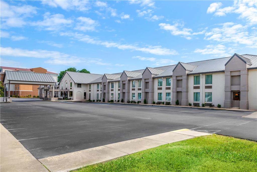 Comfort Inn Petersburg Fort Lee Area — hotel in Petersburg