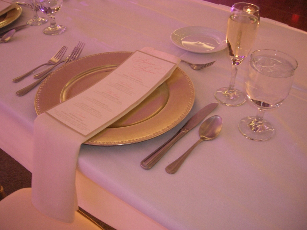 Crowne Plaza Suites Pittsburgh South by IHG - photo 68