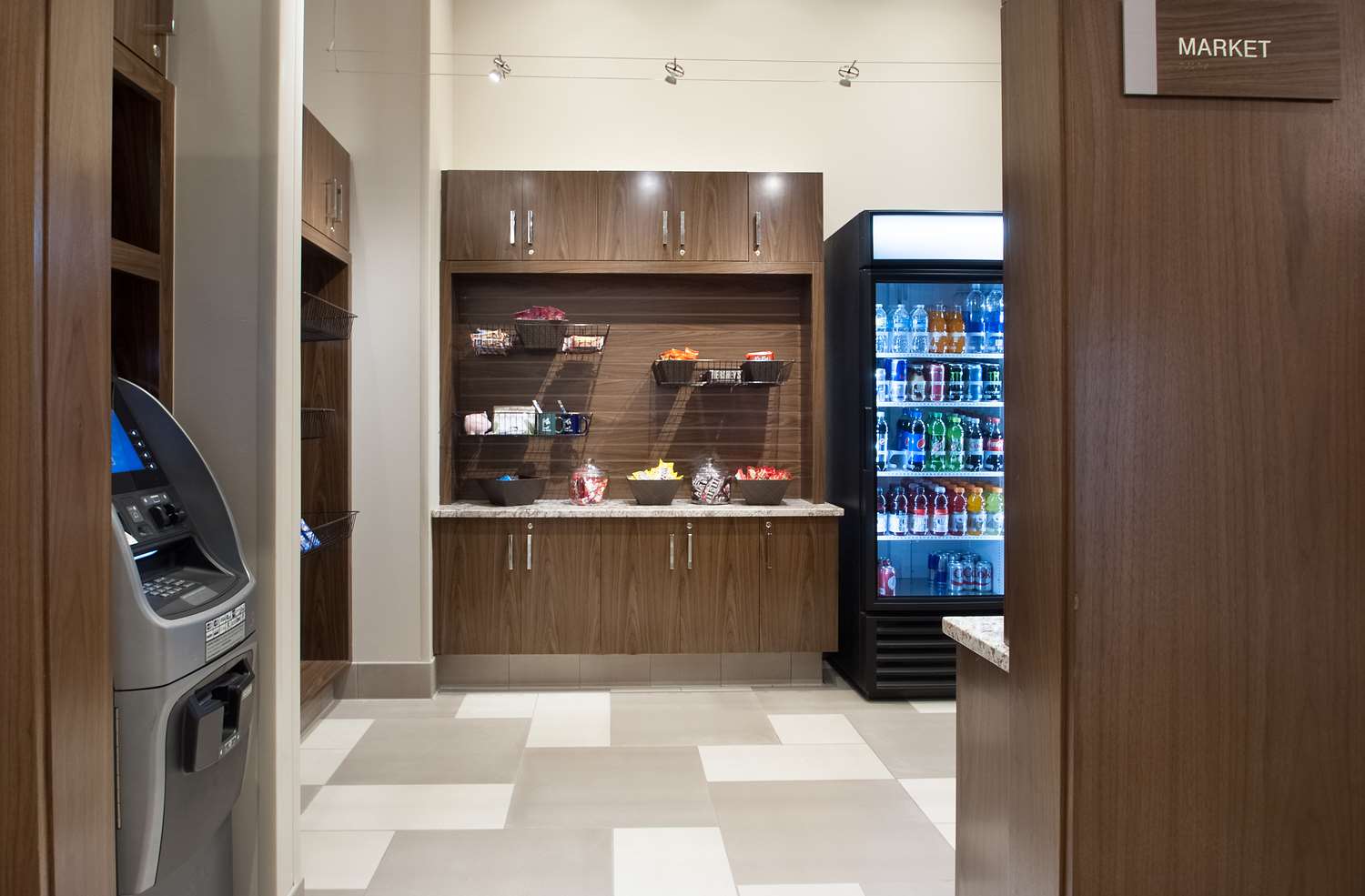 Embassy Suites by Hilton Bloomington Minneapolis - photo 33