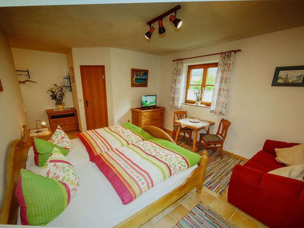 Gästehaus Kurparkfrieden — 4-Star Luxury Hotel in Mittenwald, Germany
