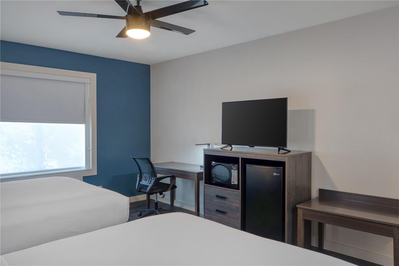 hom hotel suites Trademark Collection by Wyndham - photo 33