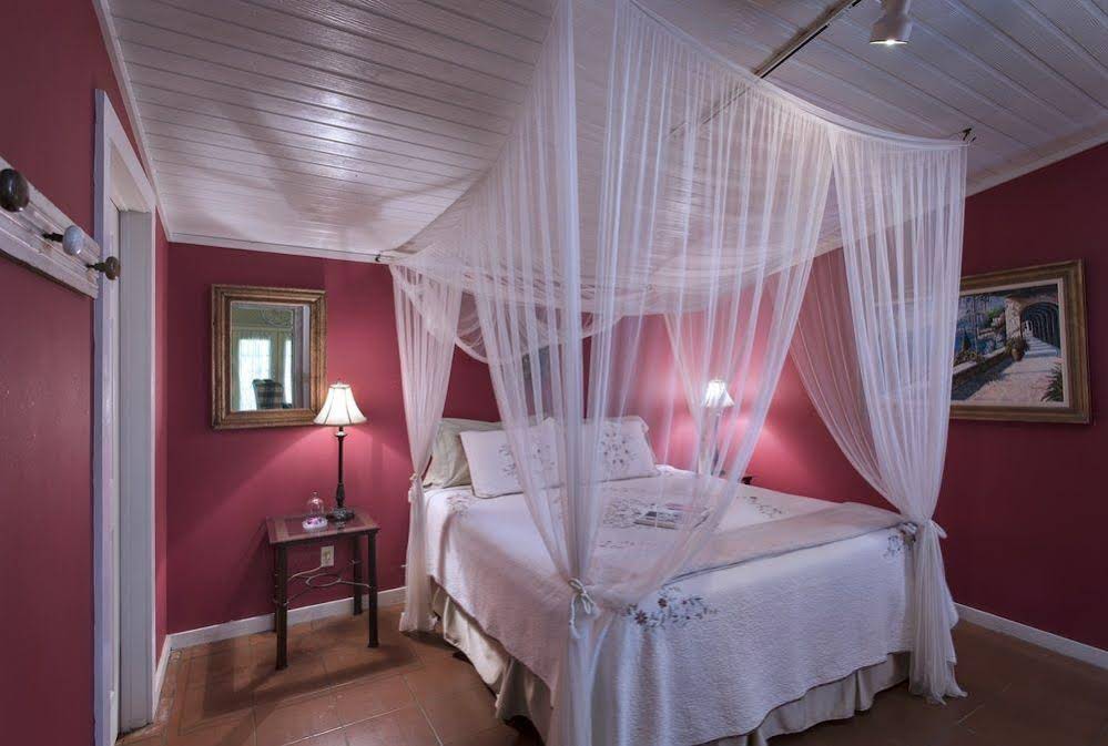 Inn on the Creek - photo 14