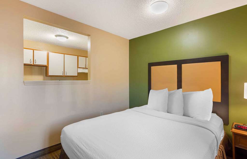 Extended Stay America Suites Cleveland Great Northern Mall - photo 22