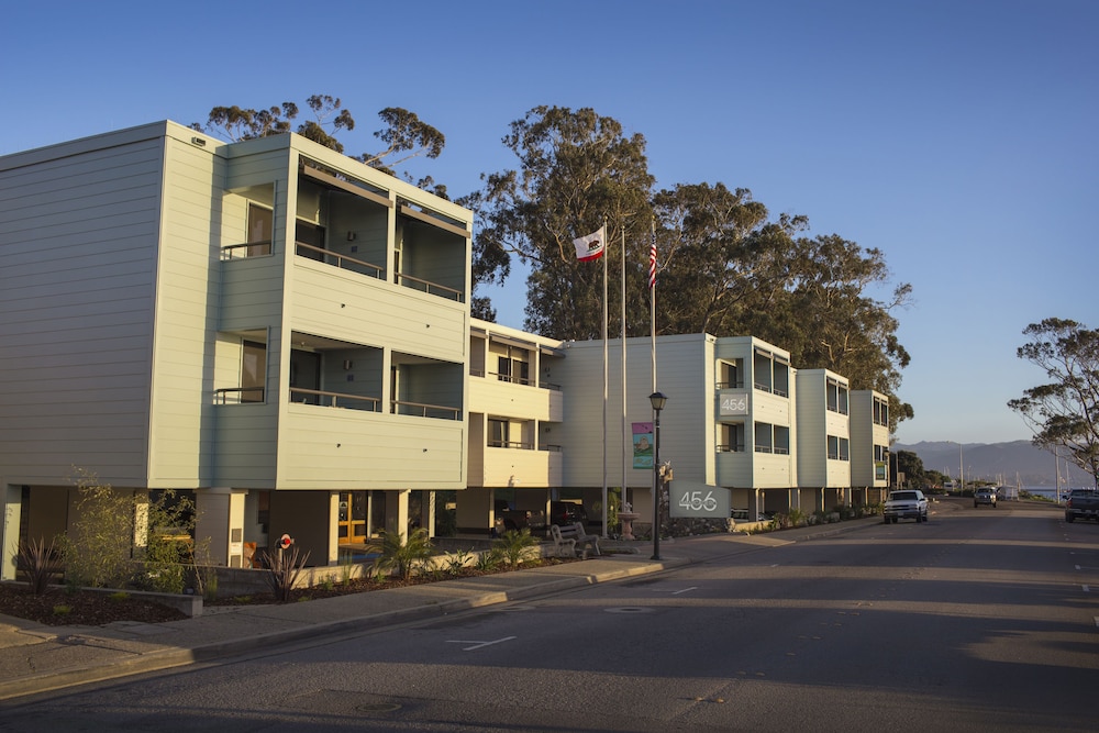 456 Embarcadero Inn & Suites - photo 59