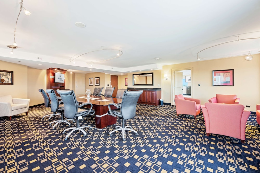 Hilton Chicago Oak Brook Suites - photo 12