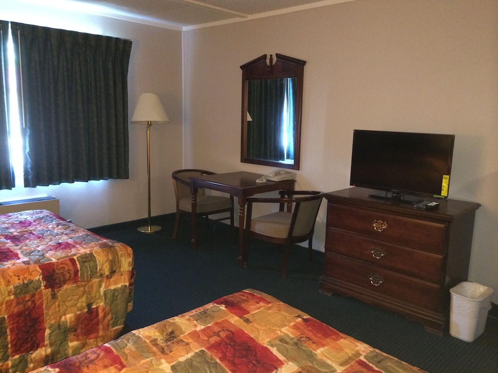 Rapids Inn and Suites - photo 8