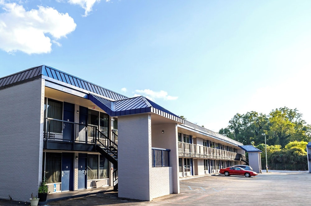 Budget Inn Greenville By Hotel O I 85 in Greenville, United States