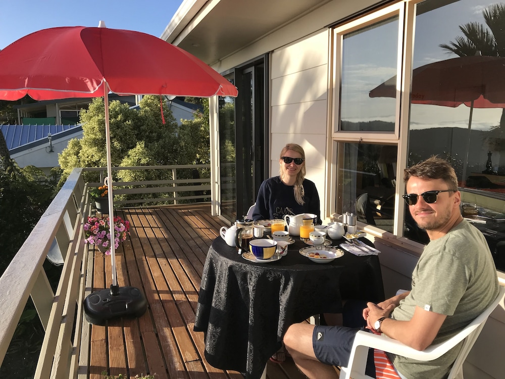 Baywaterviews in Paihia, New Zealand