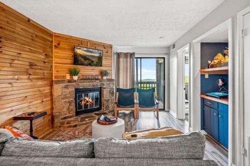 Misty Mountain Getaway - photo 12